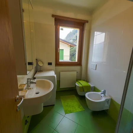 Degli Oleandri 4b * Argegno